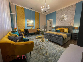 V68 Design Apartment - hostAID